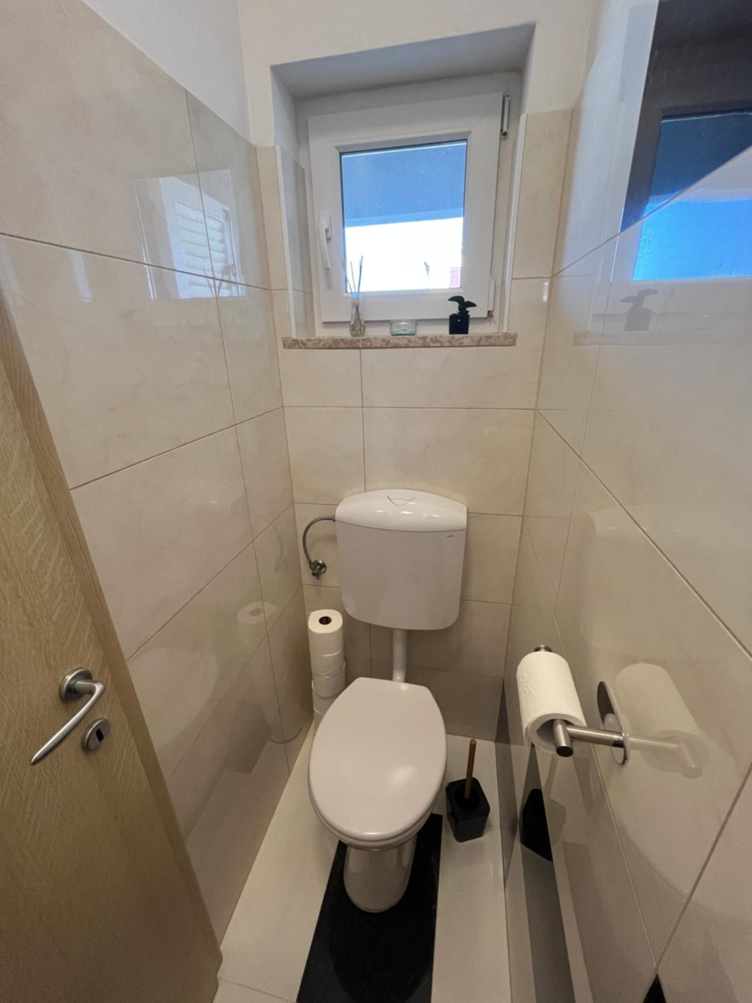 Holiday Home Mihaela Вишнян Экстерьер фото